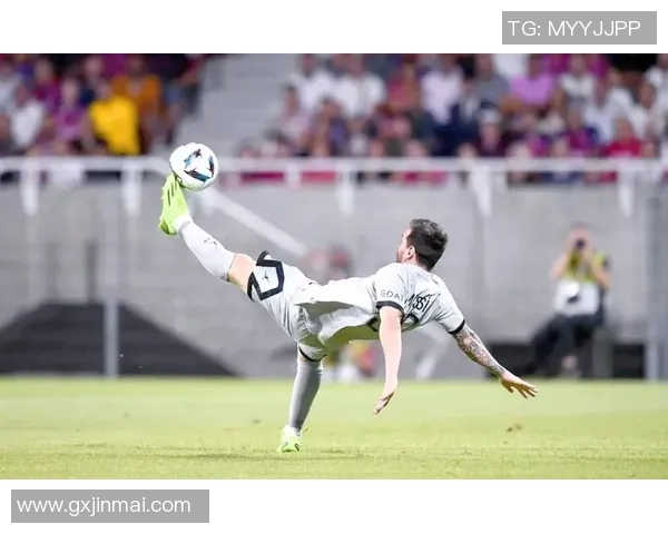 英超足球明星齐聚中国足坛引发热潮的名单揭秘